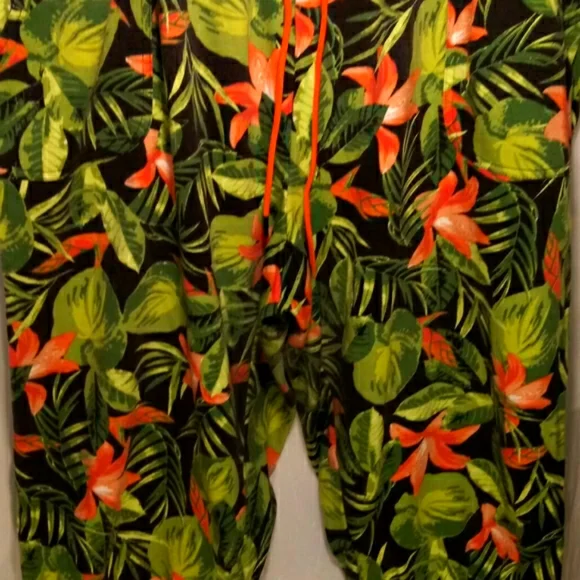 ASHLEY STEWART 2PC TROPICAL JACKET & CAPRI SET